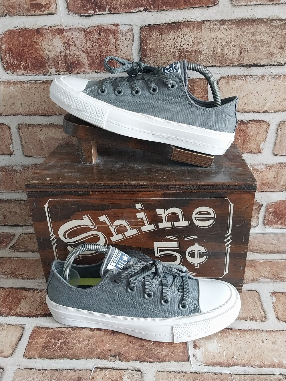 Pre-owned Converse Chuck Taylor Low